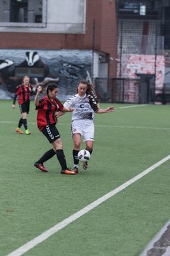 Bild 41 - B-Juniorinnen FC St.Pauli . Braedstrup IF : Ergebnis: 4:1